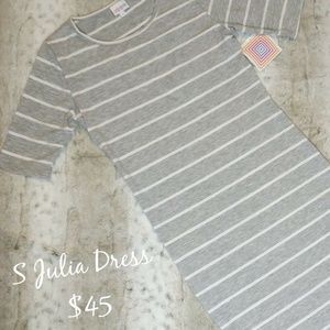 LulaRoe Julia Small